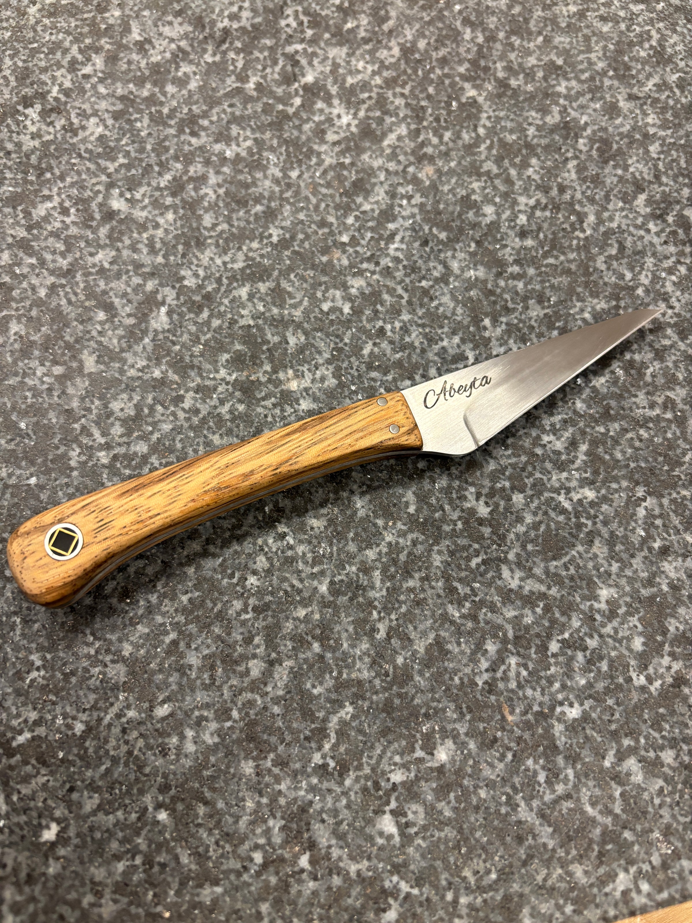 Cuttingbearページ Kenchii Bumble Bee™ | 8.0